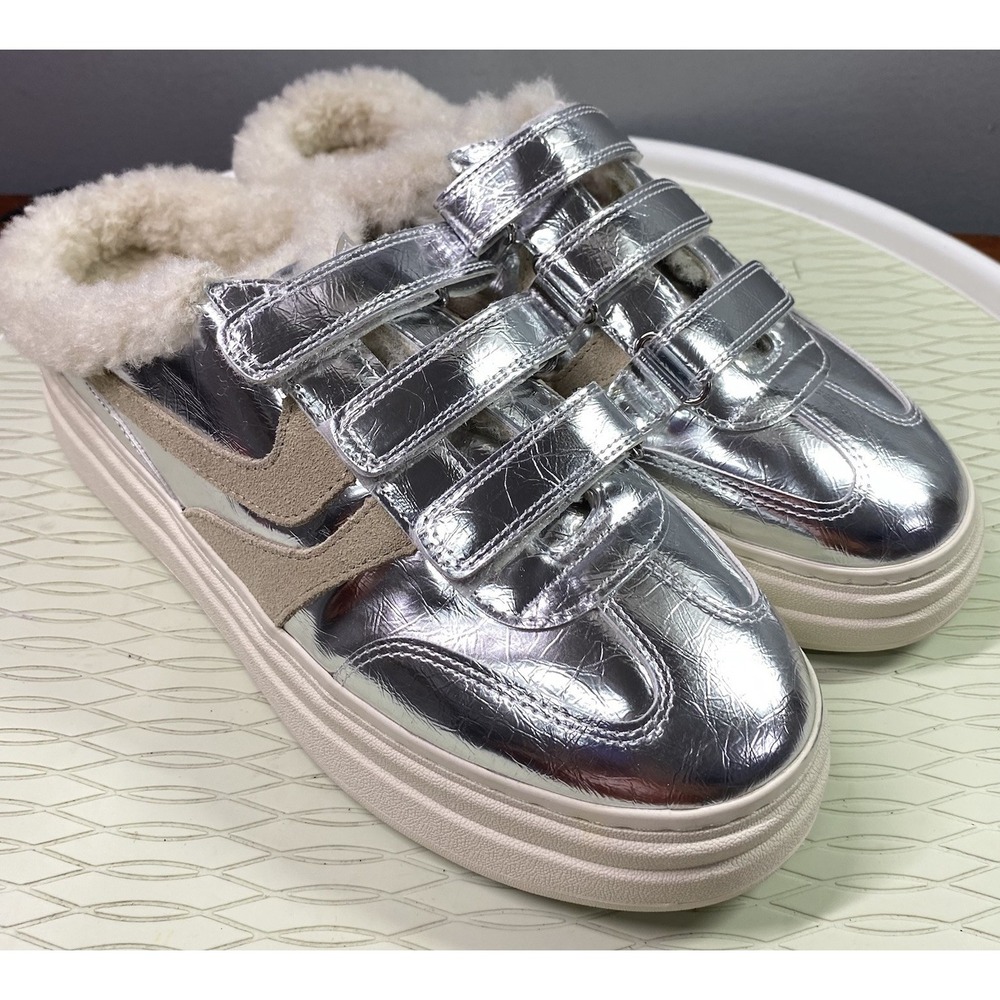 STEVE MADDEN Womens Dasher Silver Sneakers Fancy Shoes Faux Fur Lining Sz. 9.5 M